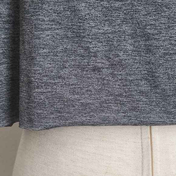 PLUS SIZE FABLETICS  WOMAN'S WORKOUT TOP - Picture 7 of 8